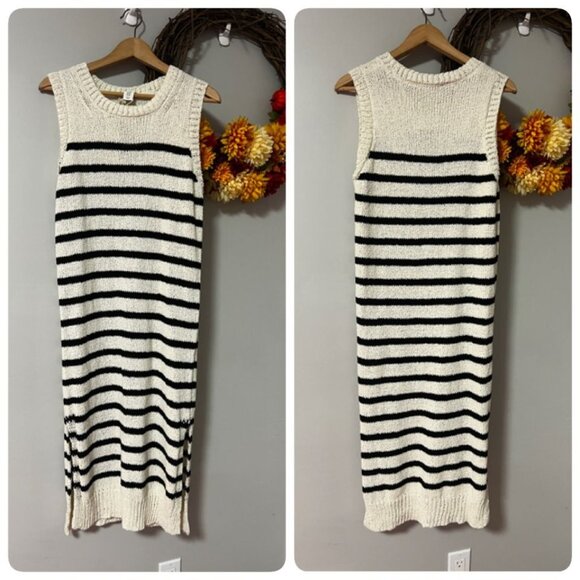 C&C California Dresses & Skirts - C&C California Black and White Striped Dress